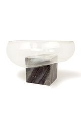 Vase ou coupe Cube en marbre gris . Vanessa Mitrani. 