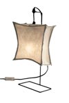 KR ZEN lampe carrée petit modèle en métal noir. Vicky Weiler. KR ZEN lampe carrée petit modèle en métal noir. Vicky Weiler.