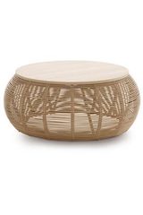 Vivi large coffee table in natural rattan. Vincent Sheppard. 