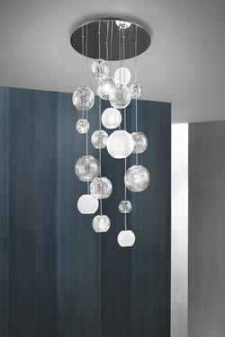 Waterfall chandelier 9 lights , striated glass balls Oto. Vistosi. 