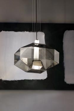 Geometrical pendant in clear glass Stone. Vistosi. 