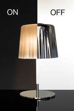 Lampe en verre de Murano métallisé et ambre double aspect Cloth. Vistosi. 