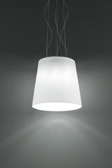 Small satined white pendant Naxos. Vistosi. Small satined white pendant Naxos. Vistosi.