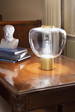 Riflesso lampe à poser verre transparent et laiton satiné. Vistosi. 