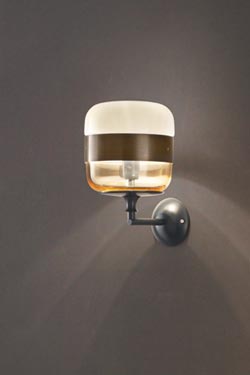 Small amber wall lamp Futura. Vistosi. 