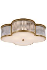 Large luxury ceiling light in natural brass and Basil glass. Visual Comfort&Co.. Large luxury ceiling light in natural brass and Basil glass. Visual Comfort&Co..