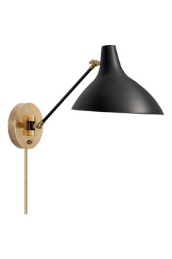 Charlton swivel wall lamp in black metal. Visual Comfort&Co.. 