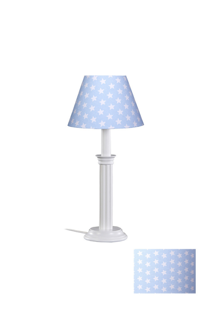 Lampe à pied en bois blanc laqué, applique et suspension assorties Lampe à pied en bois blanc laqué, applique et suspension assorties