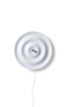 Alma concentric white aluminium wall light. Watsberg. 